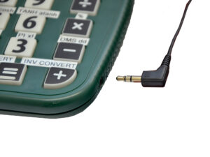 Platon XL s utičnicom za slušalice.