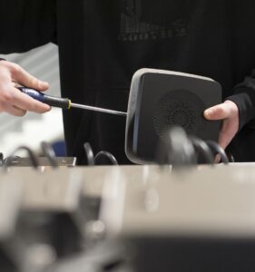 Signalizator-montaža